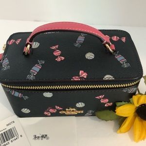 Coach Bags - π¬ Coach Cosmetic Jewelry Vanity Case Candy Navy Coach Bags - π¬ Coach Cosmetic Jewelry Vanity Case Candy Navy